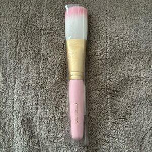 BRAND NEW TOO FACED TEDDY BEAR HAIR BRUSH